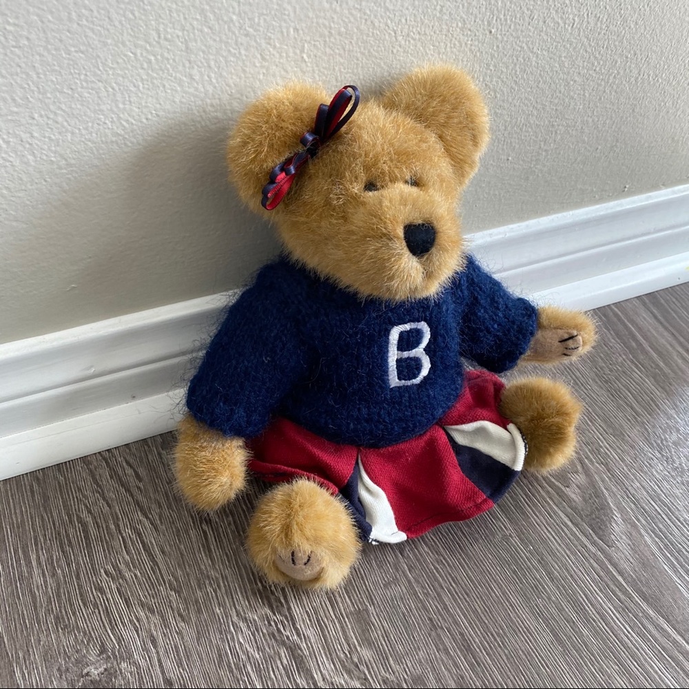 Tami P. Rally - Boyds Bears - Picture 2 of 8